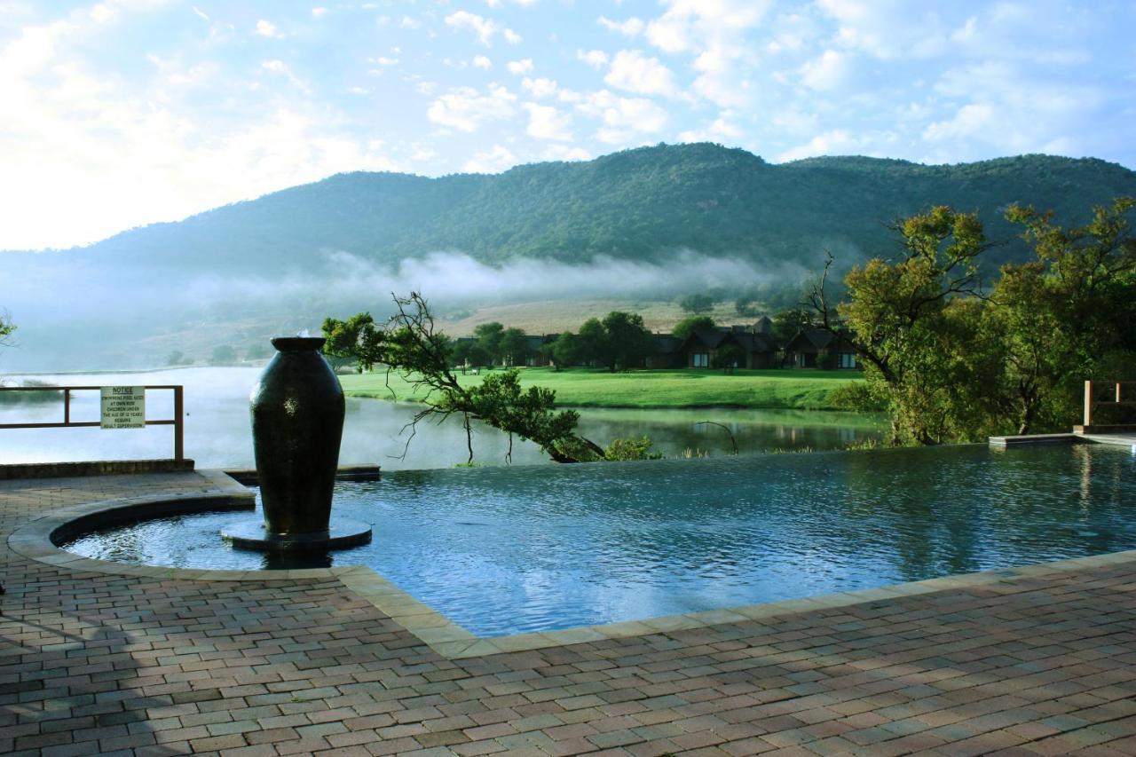 Kloofzicht Lodge & Spa 크루거스도프 외부 사진 View of the resort