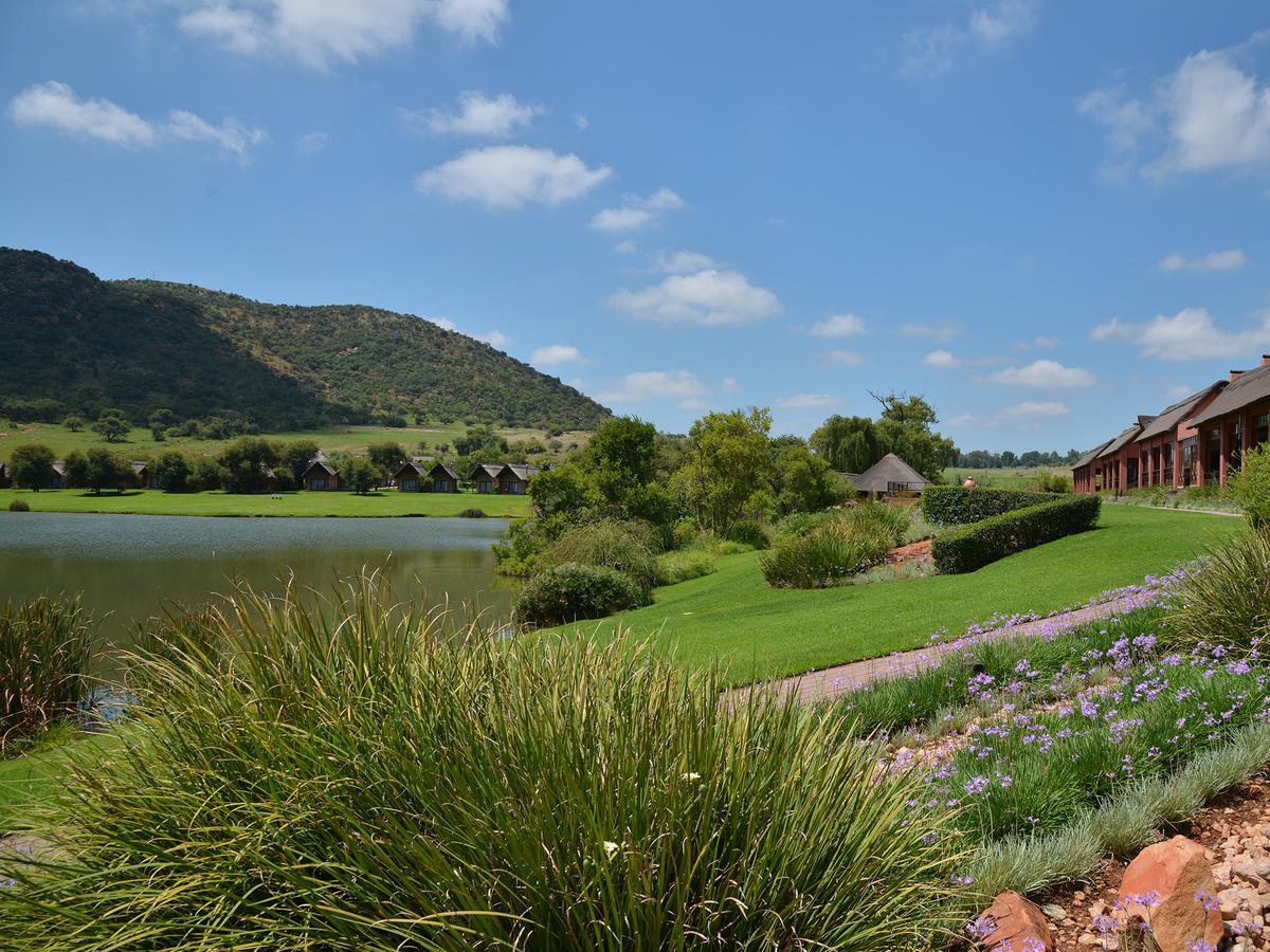 Kloofzicht Lodge & Spa 크루거스도프 외부 사진 View of the resort