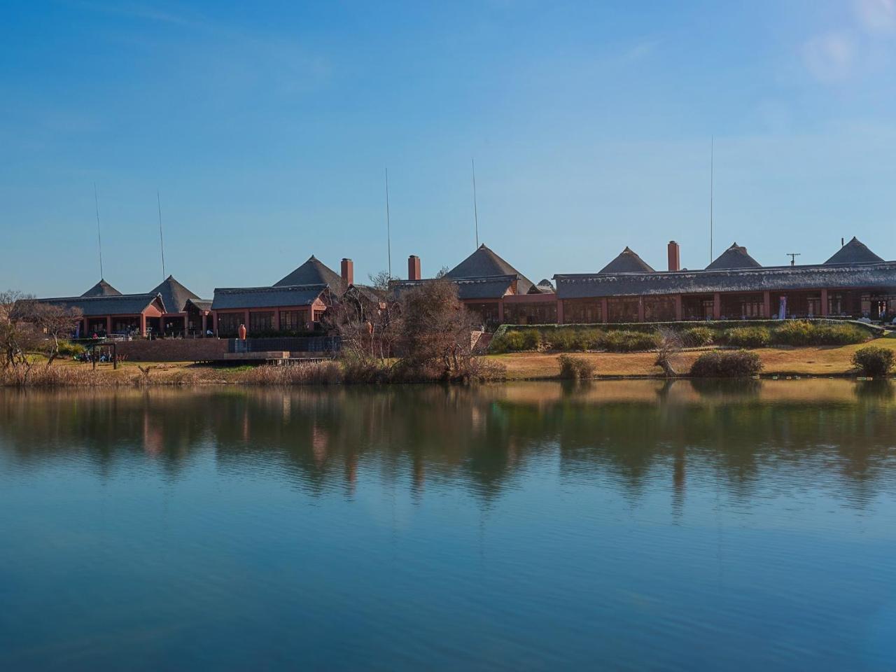 Kloofzicht Lodge & Spa 크루거스도프 외부 사진 The Fort Worth Botanic Garden